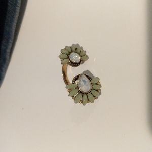 Green gem ring
